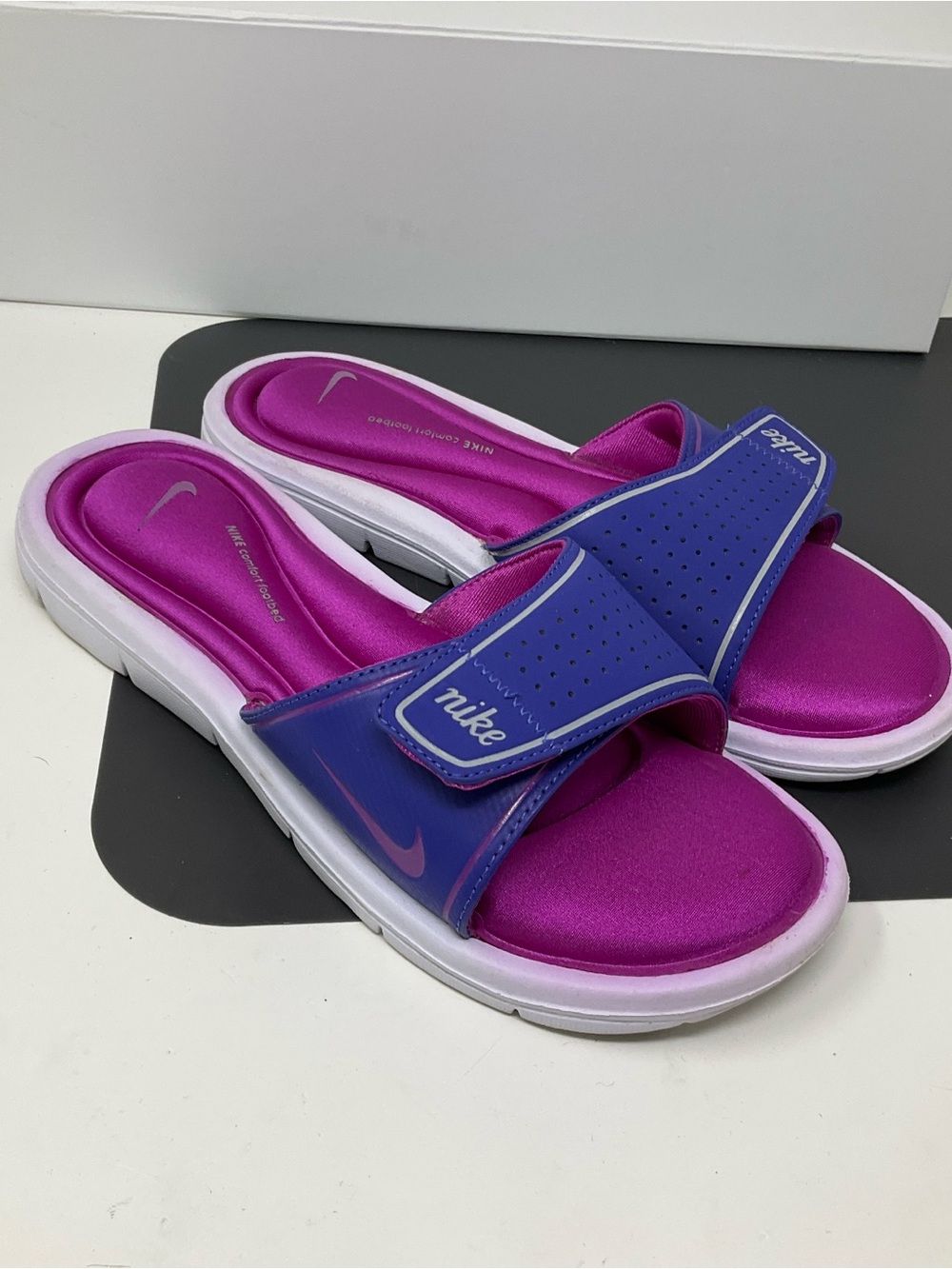 Nike Comfort Slide Pink Purple Adjustable Strap Flip Flops Womens sz 9